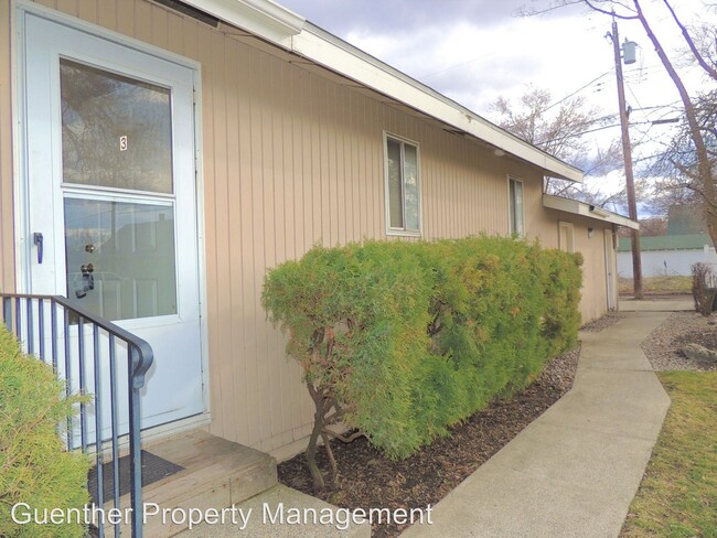 Building Photo - 2108 E Boone Ave