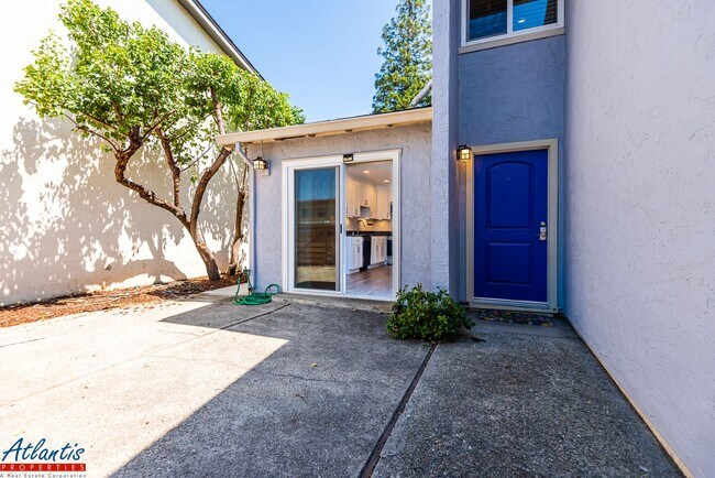 Building Photo - Lovely Home | Central A/C | E.V. Charger