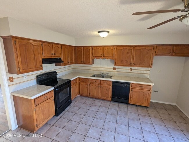 Building Photo - 7079 Benji Ave