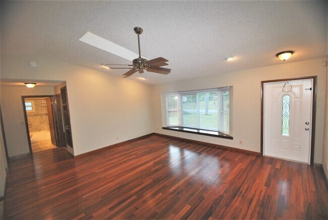 Foto del edificio - 3607 Harlowe Ave