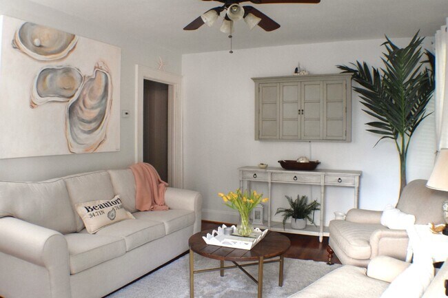 Foto del edificio - Southern Pearl Cottage! Mid-Term Rental!!