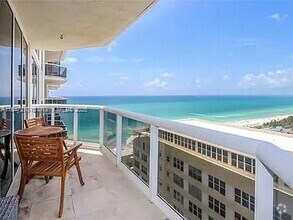 Building Photo - 4775 Collins Ave