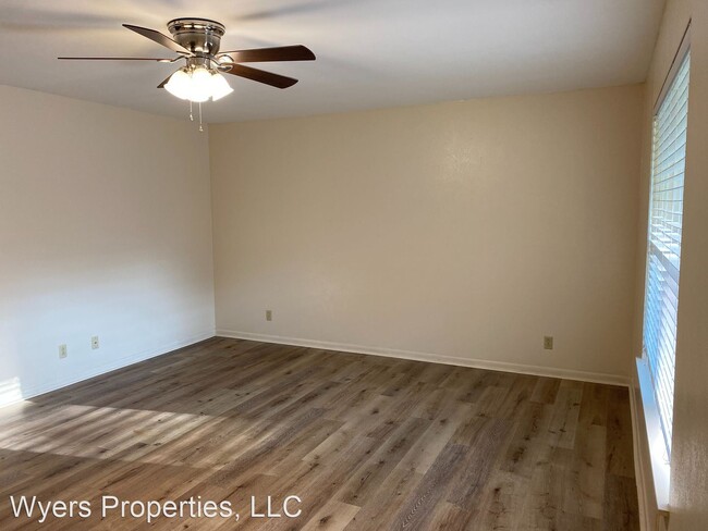 Building Photo - 3 br, 2 bath House - 606 Golfcrest Drive