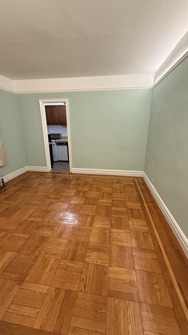 Foto del edificio - 221 E 76th St