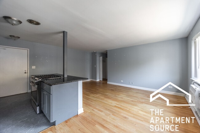 Building Photo - 3801 N Pine Grove Ave