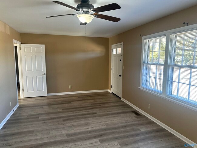 Building Photo - 4109 Nelson Dr NW