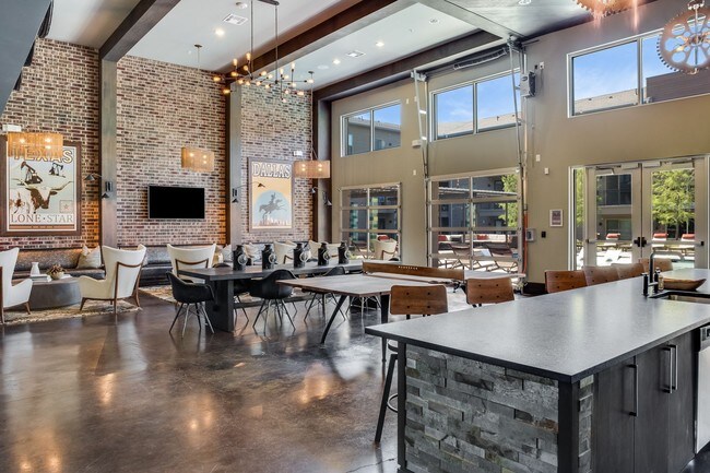 Cortland Farmers Market Apartments Dallas, TX