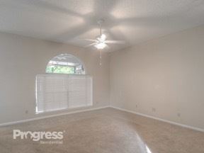Foto del edificio - 249 Clover Ct