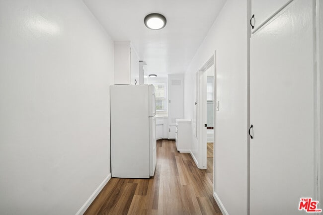 Building Photo - 4010 Los Feliz Blvd