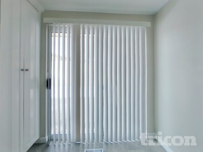 Foto del edificio - 4278 S 4625 W