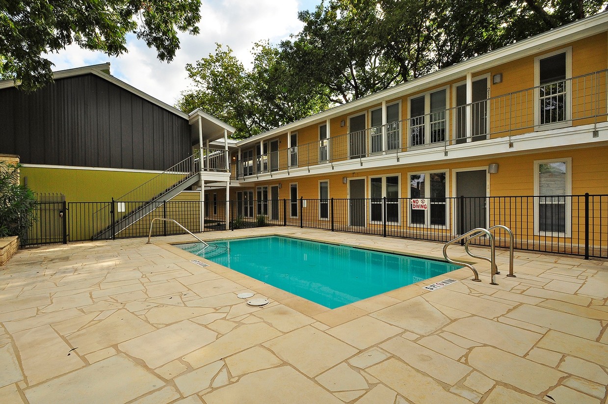 The Element Studios Apartments in Austin, TX
