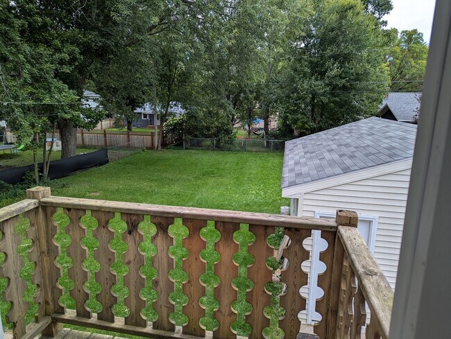 Foto del edificio - 626 Nina Ave