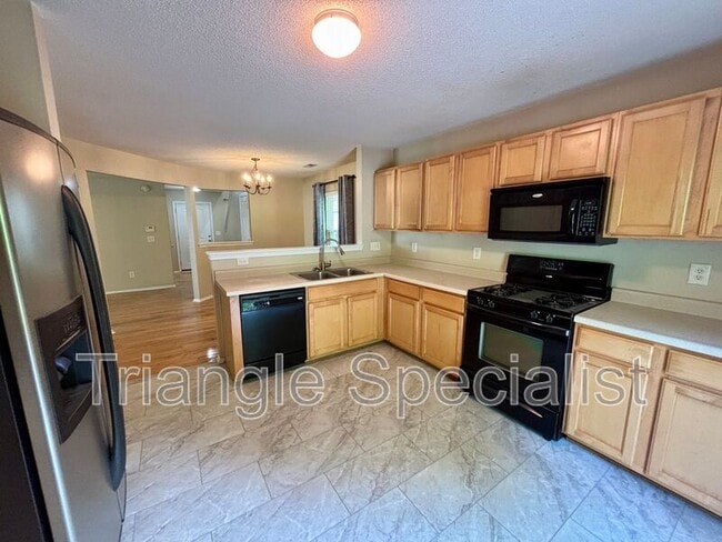 Foto del edificio - 7 Thorton Ct