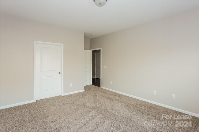 Foto del edificio - 288 Harrison Ln