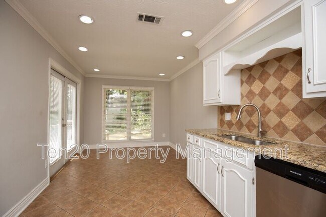 Foto del edificio - 6820 Panstone Dr