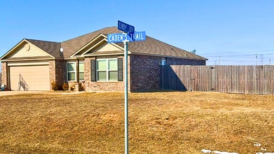 Building Photo - 42124 Cadens Trl