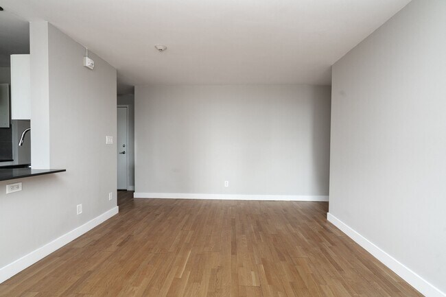 Photo du bâtiment - 95 Jameson Ave