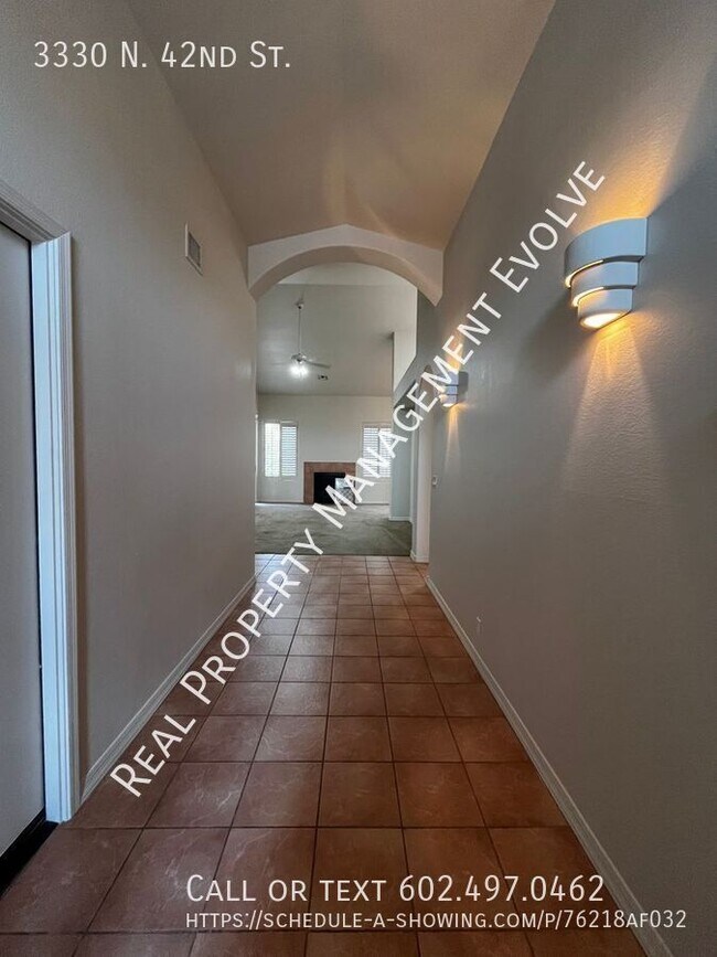Building Photo - Arcadia Home Available!! MOVE-IN SPECIAL: ...