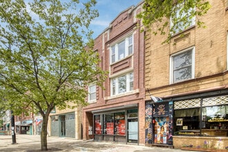 Building Photo - 2630 W Division St