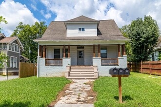 Building Photo - 3043 E 5th Ave