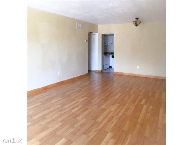 Building Photo - 13966 SW 90th Ave