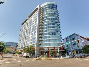Building Photo - 1926 W Burnside St