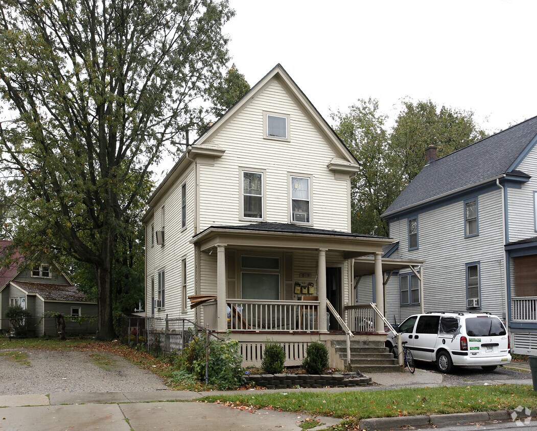 519 N Congress St, Ypsilanti, MI 48197 Apartments in Ypsilanti, MI