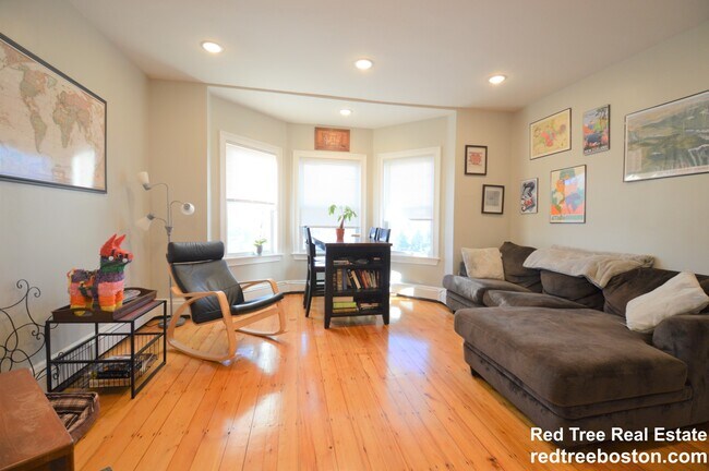 Foto del edificio - 394 Centre St