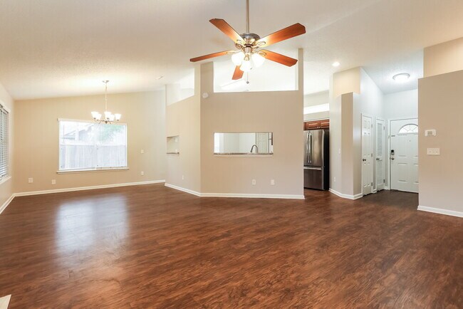 Building Photo - 7971 Copperfield Cir N