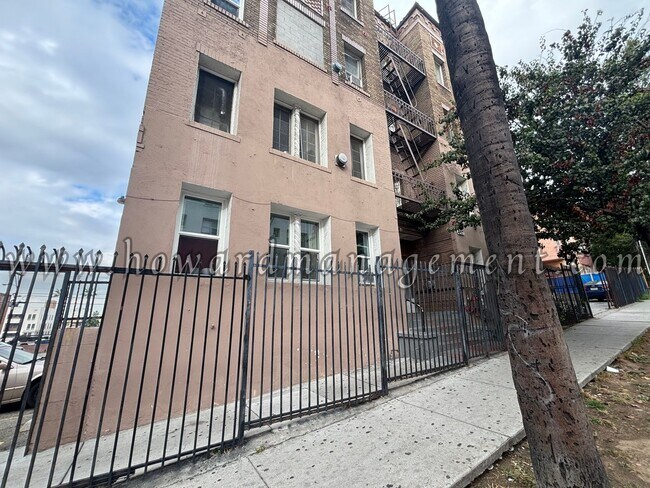 Photo - 00457BO Apartment