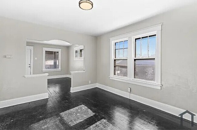 Foto del edificio - 5415 Hamilton Ave