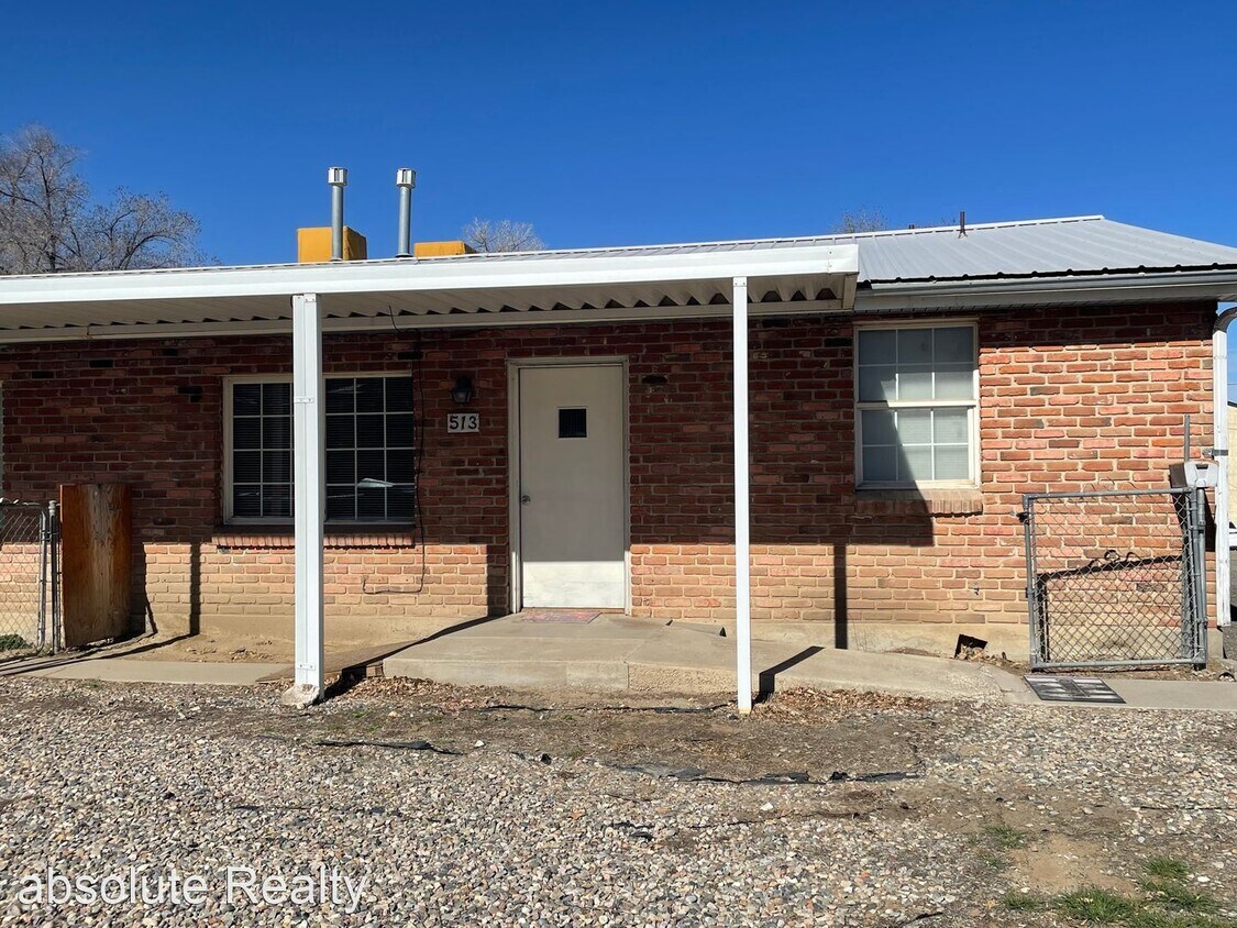 Primary Photo - 2 br, 1 bath House - 513 S. Main St