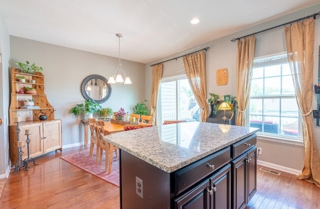 Building Photo - 2140 Elm Tree Knoll