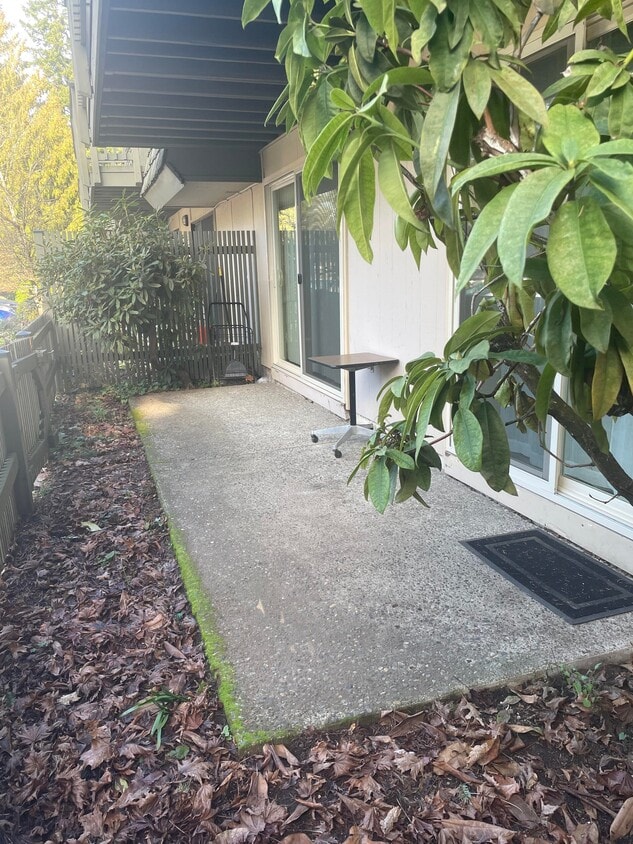 Photo - 1400 154th Ave NE (Bellevue, WA)