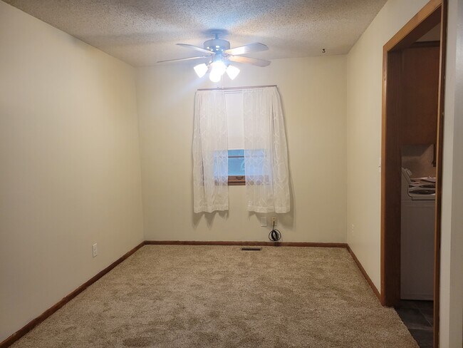 Building Photo - 131 Santa Fe Dr