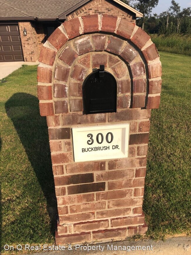Foto del edificio - 3 br, 2 bath House - 300 Buckbrush