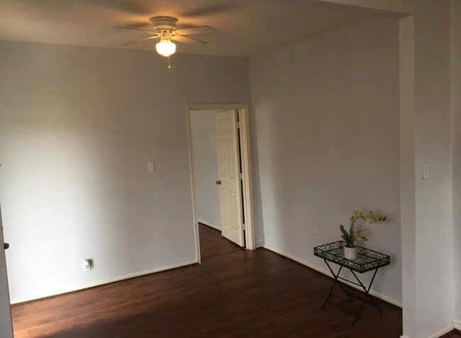 Photo - 6833 Avenue C Apartment