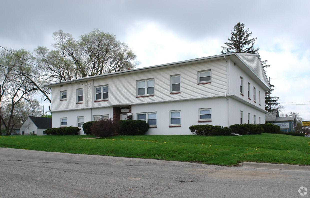 Primary Photo - 2808 N East St