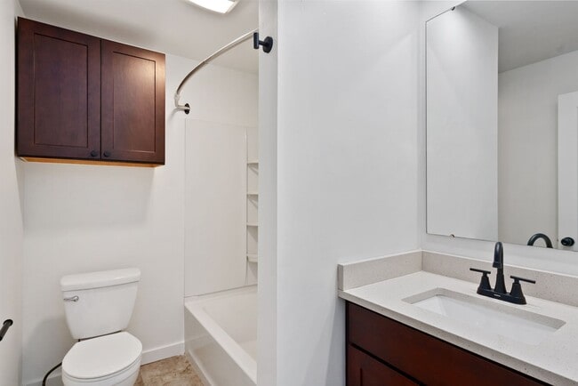 Photo - 348-350 Wyoming Street Apartment