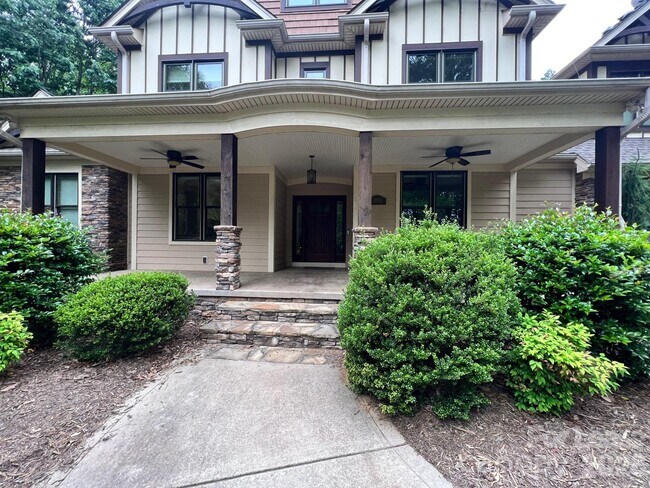 Foto del edificio - 8994 Azalea Rd