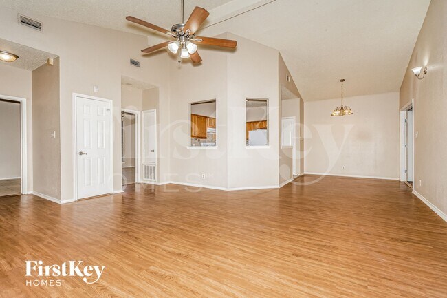 Foto del edificio - 1113 Sandalwood Ln