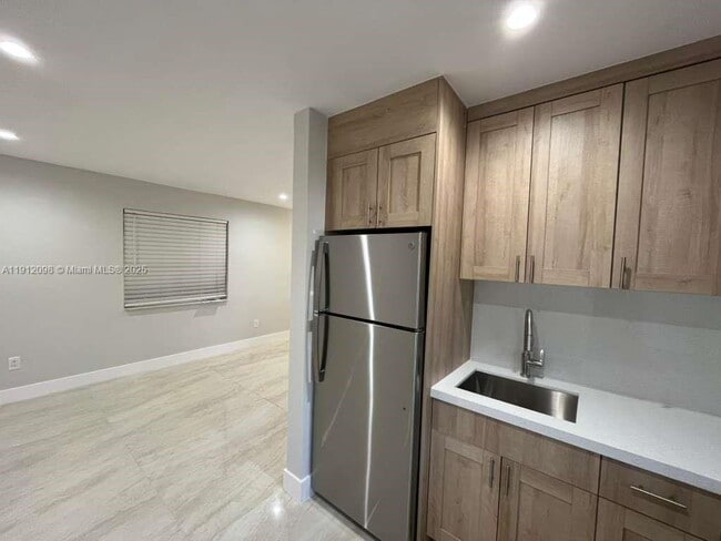 Building Photo - 1844 NW 19th St