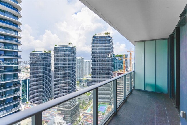 Foto del edificio - 1010 Brickell Ave