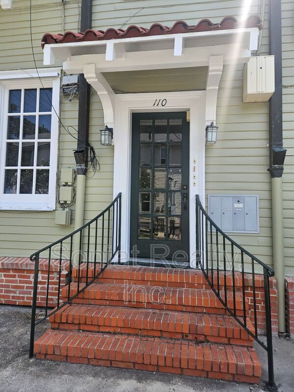 Building Photo - 110 S Pierce St
