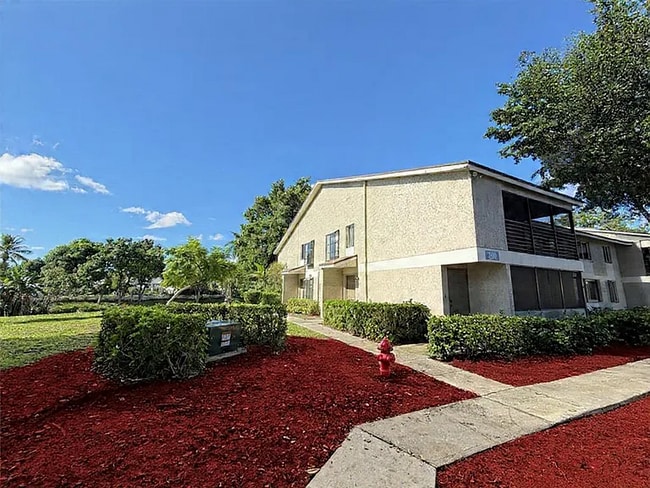 Photo - 709 Gardens Dr Apartment