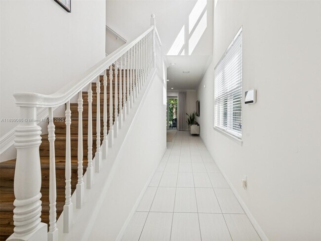 Foto del edificio - 4325 Large Leaf Ln