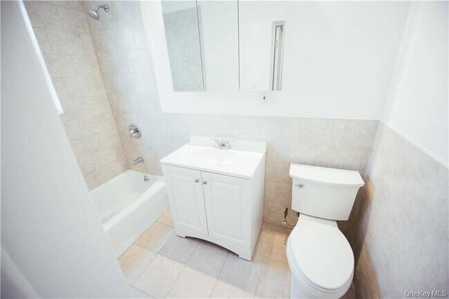 Foto del edificio - 1443 Beach Ave