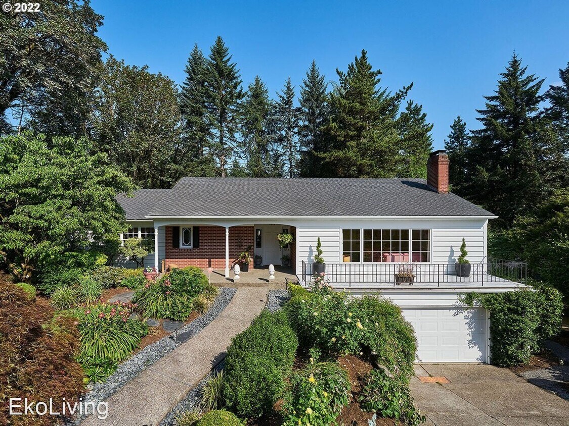 Primary Photo - 4 br, 3 bath House - 4901 SW Humphrey Park...