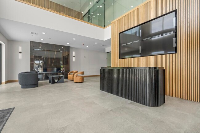 Building Photo - 9 John St