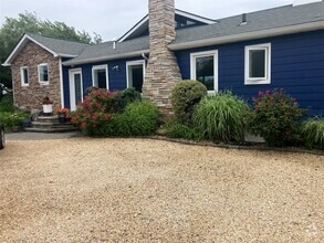 Building Photo - 296 Asharoken Ave